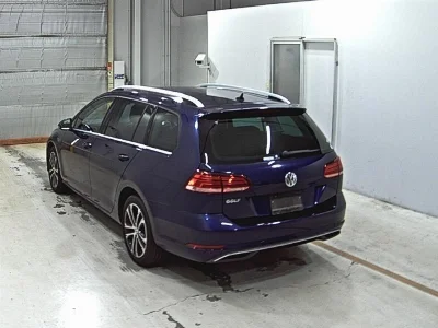 VOLKSWAGEN GOLF VARIANT