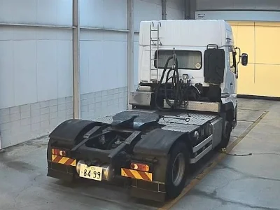 NISSAN UD