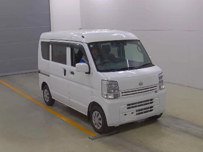 NISSAN CLIPPER VAN