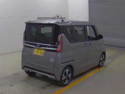 NISSAN ROOX