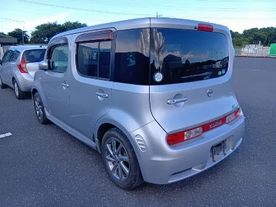 NISSAN CUBE