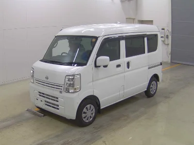 NISSAN CLIPPER VAN