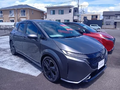 NISSAN AURA
