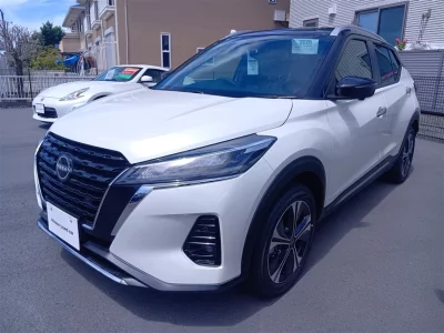 NISSAN KICKS