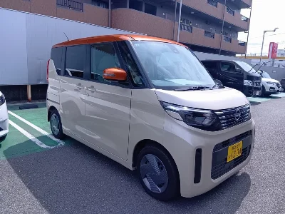 NISSAN ROOX