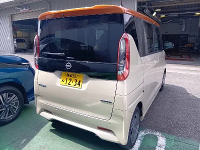 NISSAN ROOX