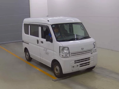 NISSAN CLIPPER VAN