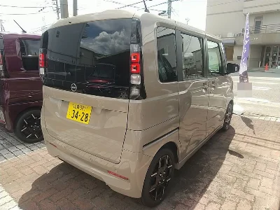 NISSAN ROOX