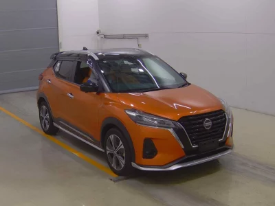 NISSAN KICKS