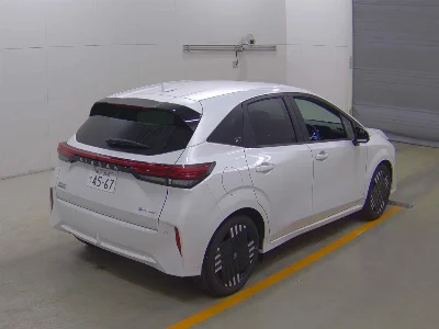 NISSAN AURA