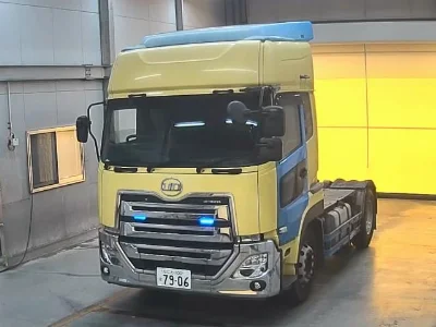 NISSAN UD