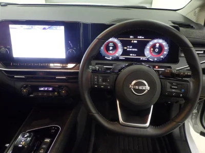 NISSAN AURA