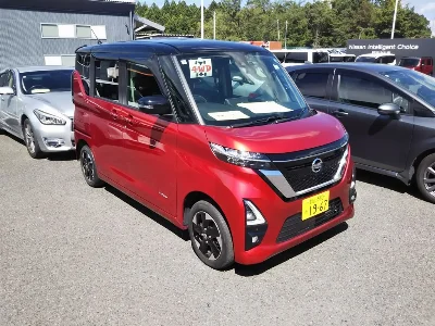 NISSAN ROOX