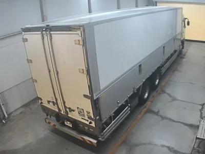 MITSUBISHI FUSO