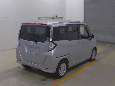 TOYOTA TANK