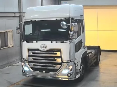NISSAN UD
