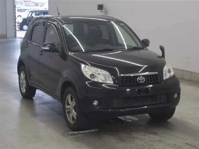 TOYOTA RUSH