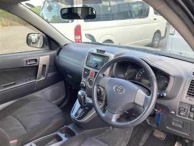 TOYOTA RUSH
