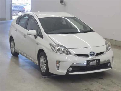 TOYOTA PRIUS PHV