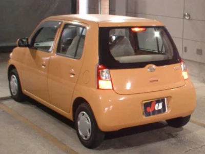 DAIHATSU ESSE