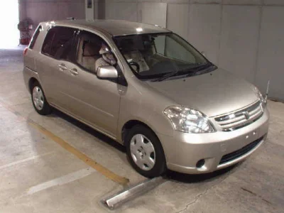 TOYOTA RAUM
