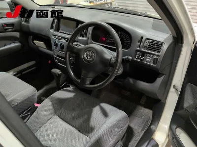 TOYOTA SUCCEED