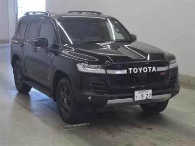 TOYOTA LAND CRUISER