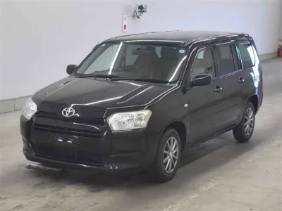 TOYOTA SUCCEED