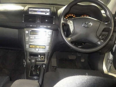 TOYOTA AVENSIS
