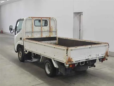 TOYOTA DYNA