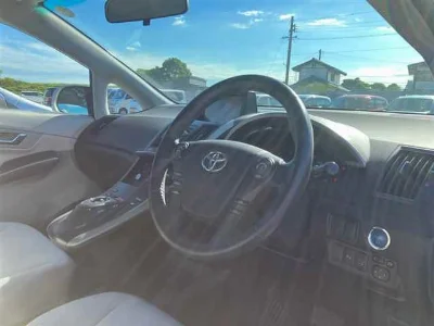 TOYOTA SAI
