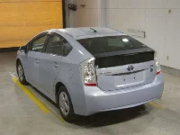 Цена авто Toyota Prius с аукционов Японии, номер кузова ZVW30, пробег 207 000, оценка 6