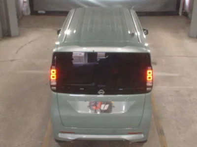 NISSAN ROOX
