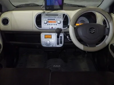 SUZUKI MRWAGON