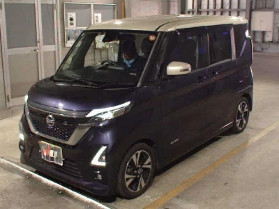 NISSAN ROOX