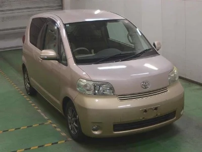 TOYOTA PORTE