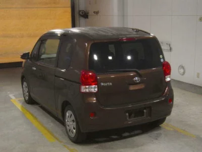 TOYOTA PORTE
