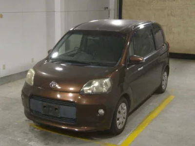 TOYOTA PORTE