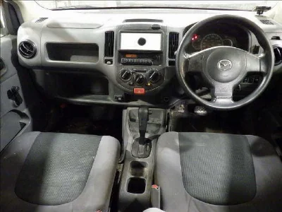 MAZDA FAMILIA