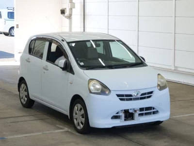 Daihatsu MIRA E S