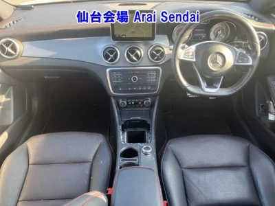 MERCEDES BENZ CLA