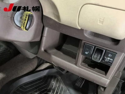 SUZUKI MRWAGON
