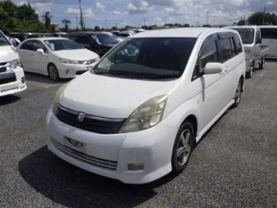 TOYOTA ISIS