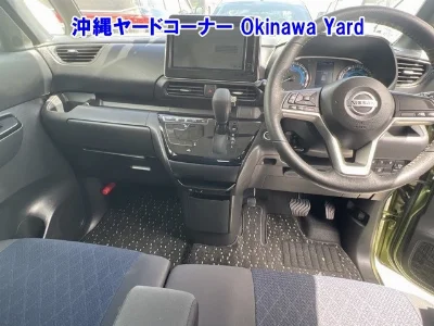 NISSAN ROOX
