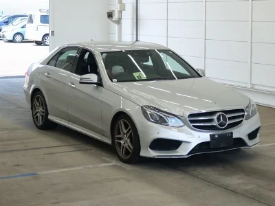 MERCEDES BENZ E CLASS
