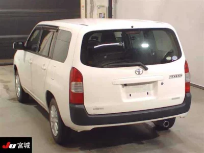 TOYOTA SUCCEED