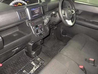 TOYOTA PIXIS MEGA