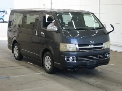TOYOTA REGIUS ACE VAN