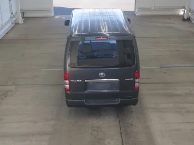 TOYOTA REGIUS ACE VAN