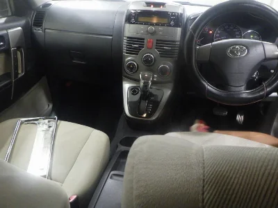 TOYOTA RUSH
